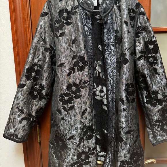 Jacket - Picture 2 of 5